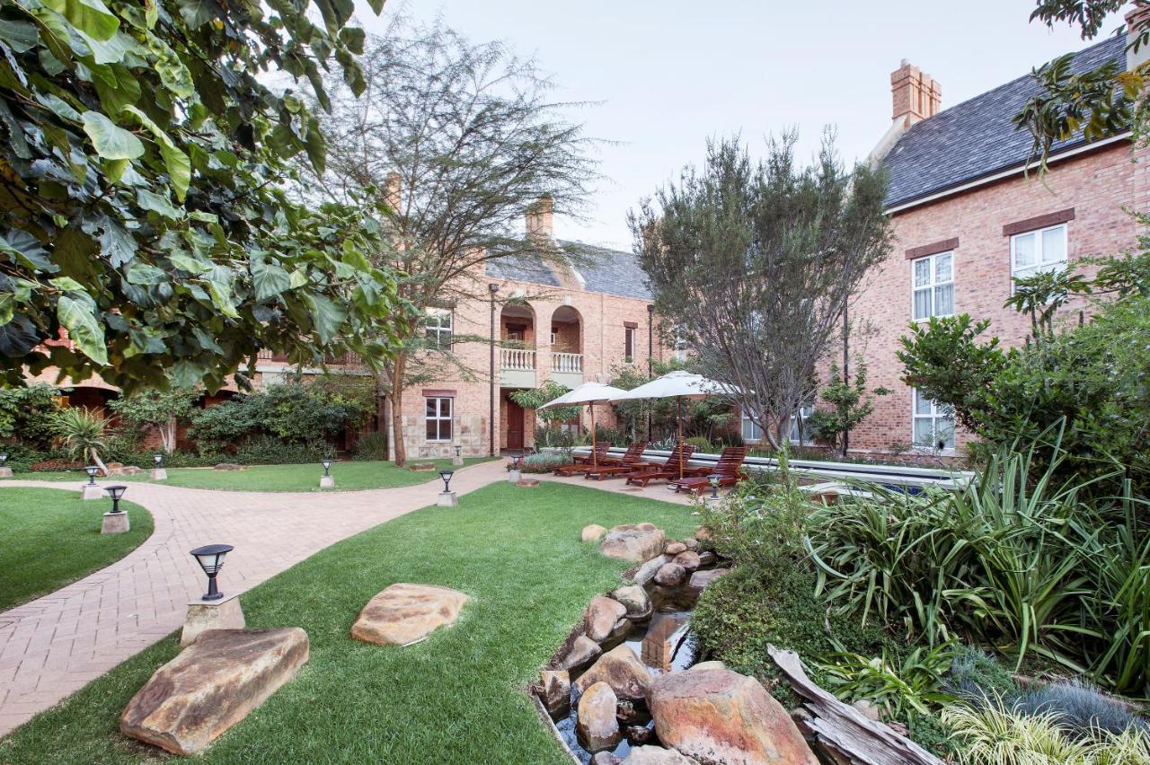 Premier Hotel Quatermain Johannesburg Dış mekan fotoğraf